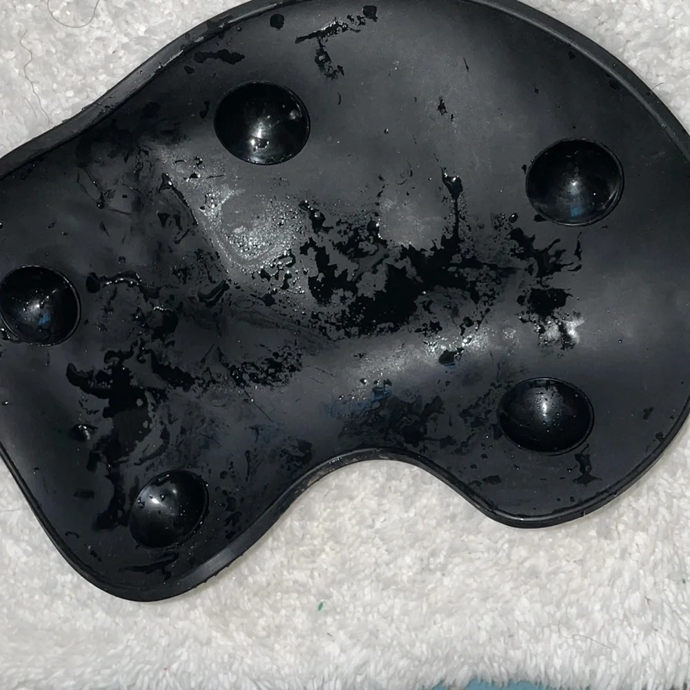 Makeup Mat with two free masks